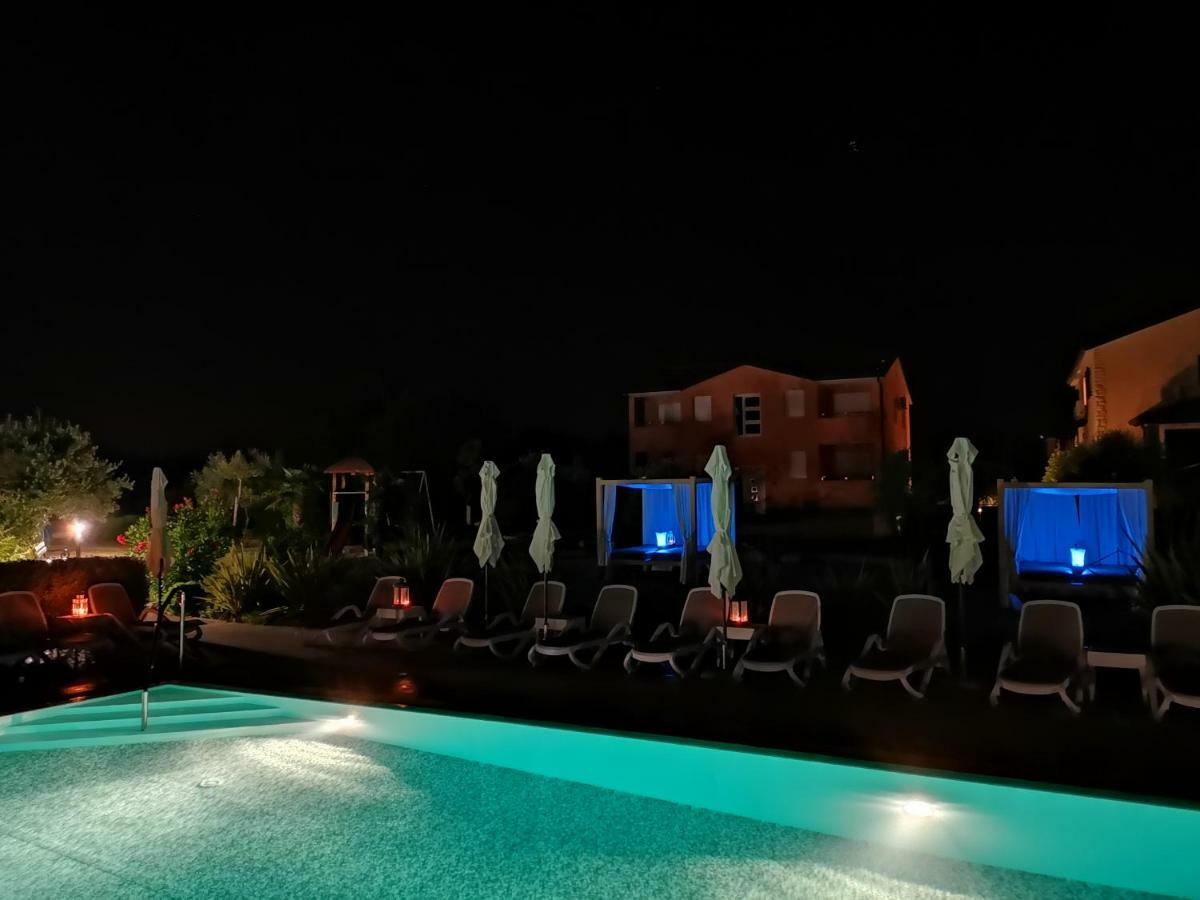 Villa Badi Lovrečica Kültér fotó